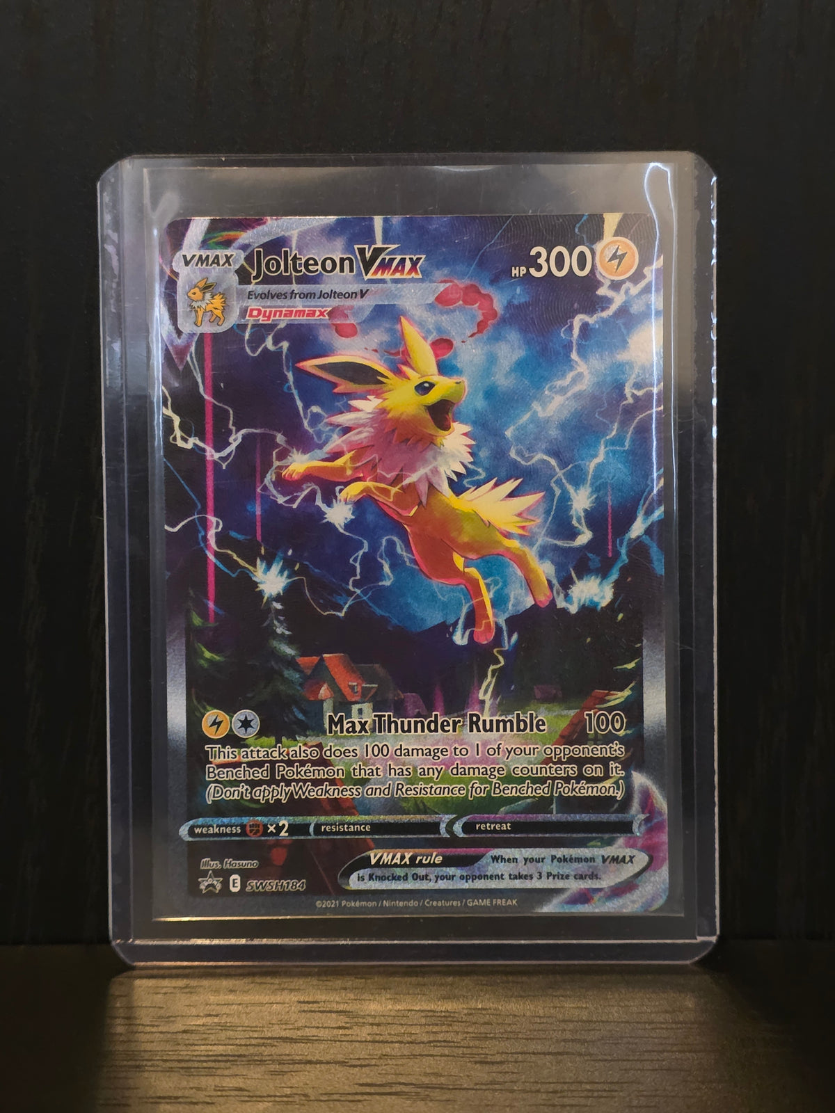 Jolteon VMAX (Sword & Shield Promo: SWSH184)
