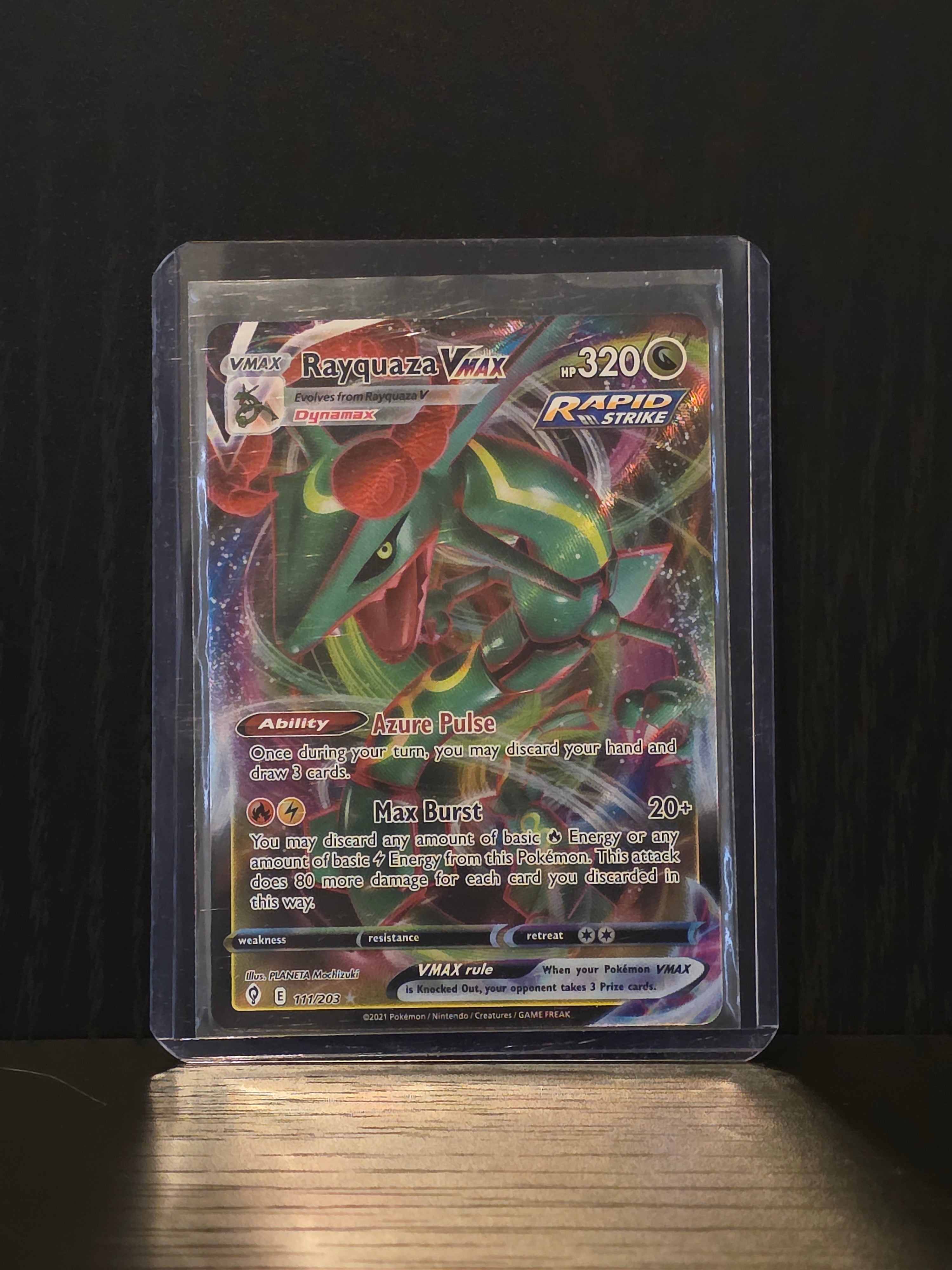 Rayquaza VMAX (Evolving Skies: 111/203)