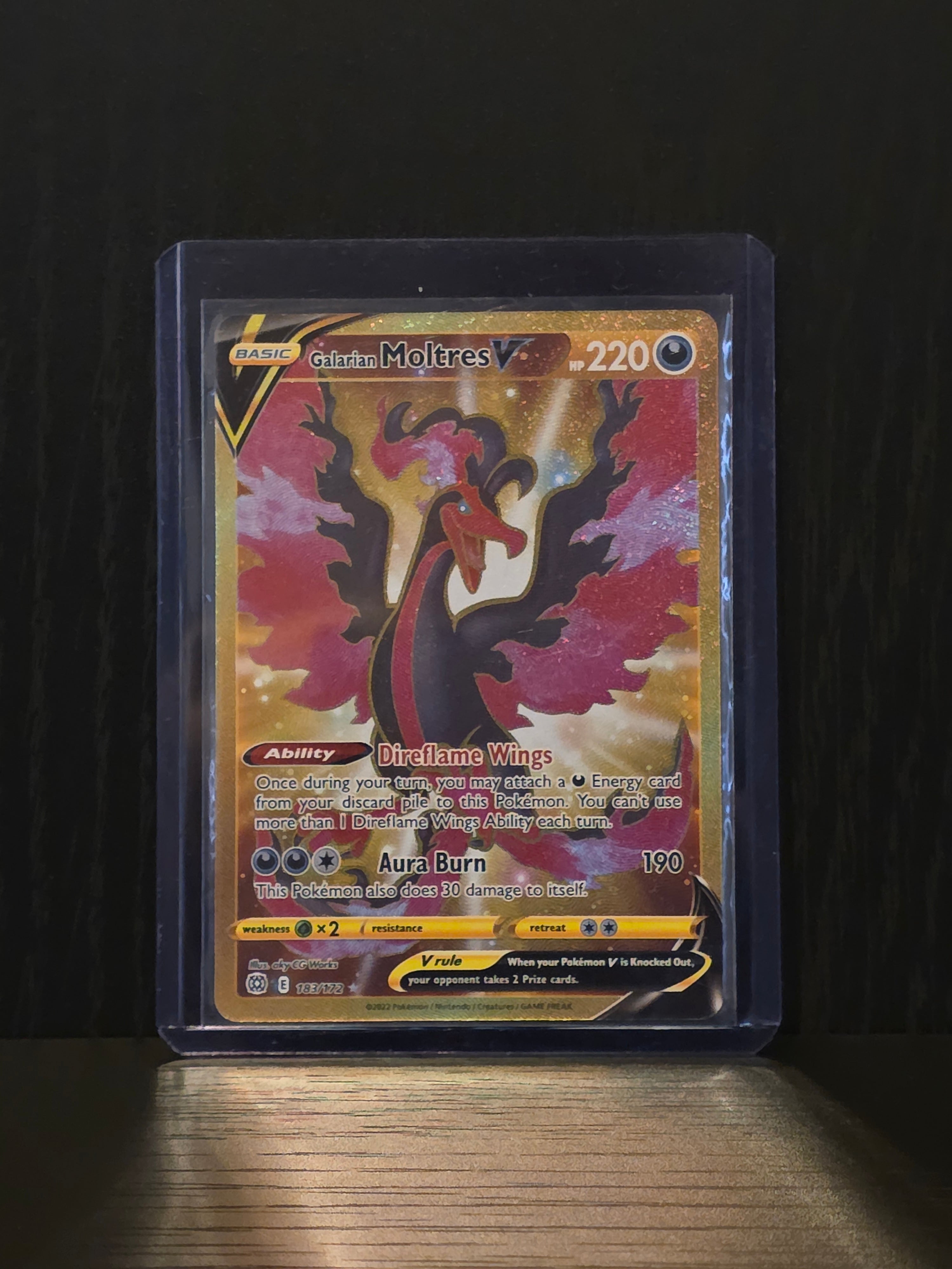 Galarian Moltres V (Brilliant Stars: 183/172)