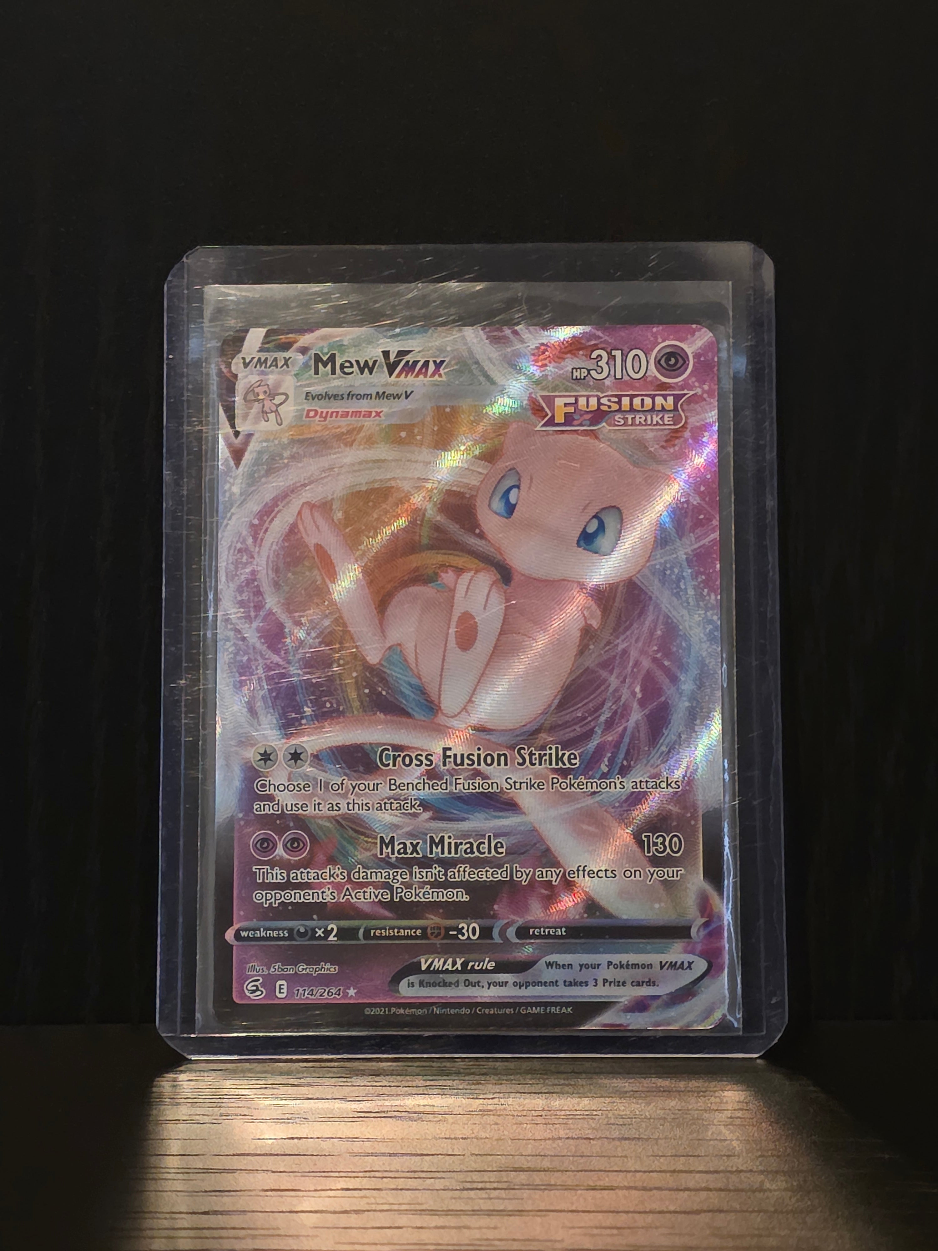 Mew VMAX (Fusion Strike: 114/264)